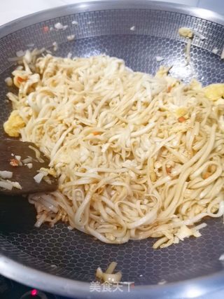 鸡蛋炒面的做法步骤:6