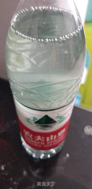 手工拉面(从和面到拉丝的人生历程)的做法步骤:2