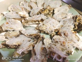 蒜蓉粉丝生蚝的做法步骤:8