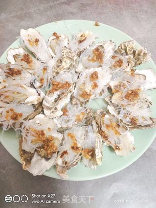 蒜蓉粉丝生蚝的做法步骤:13