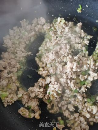 香菇肉酱的做法步骤：5