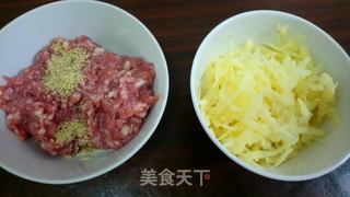 馬鈴薯肉碎饼的做法步骤：1