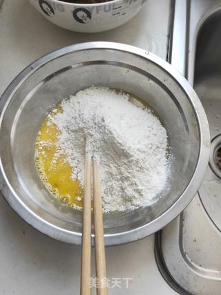 鸡蛋手擀面的做法步骤：2