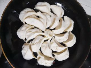 包菜煎饺的做法步骤:16