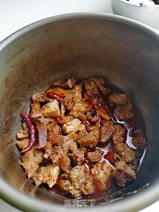 土豆烧牛腩的做法步骤：9