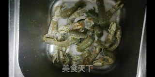 小满日食记之酱皮皮虾的做法步骤：1
