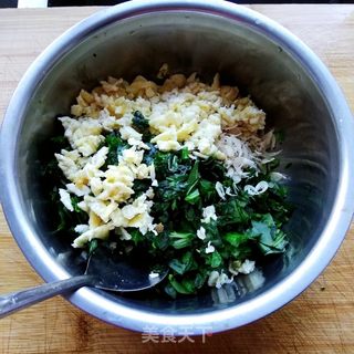 菠菜虾米鸡蛋饺子的做法步骤:5