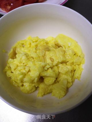 西红柿炒鸡蛋的做法步骤：5