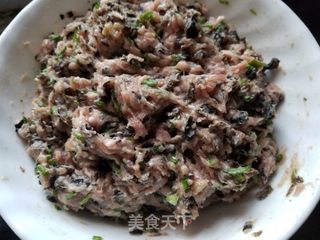 梅菜木耳煎肉饼的做法步骤:6