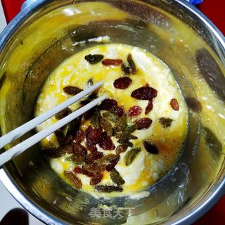 懒人早餐杂粮鸡蛋葡萄干饼的做法步骤:5