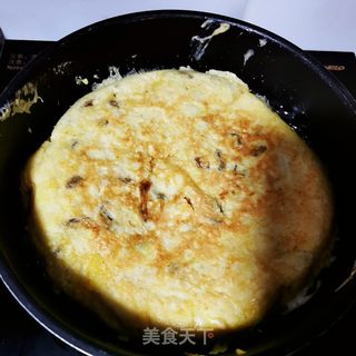 懒人早餐杂粮鸡蛋葡萄干饼的做法步骤:8