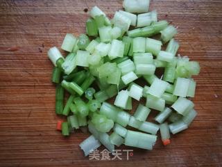 胡萝卜香菇芹菜粥的做法步骤:4