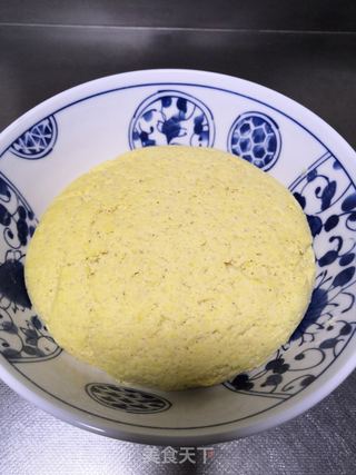 烙玉米面饼子的做法步骤:4