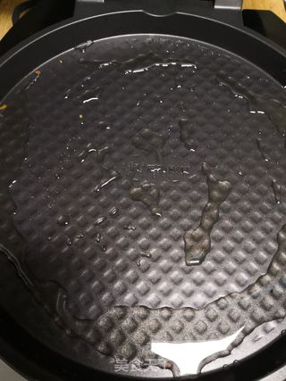 烙玉米面饼子的做法步骤：7