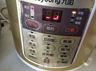 大米燕麦红薯粥的做法步骤:3