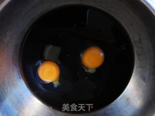 红糖发糕的做法步骤:2