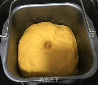 南瓜豆沙包的做法步骤:5