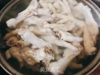 酸辣鸡爪子的做法步骤：5