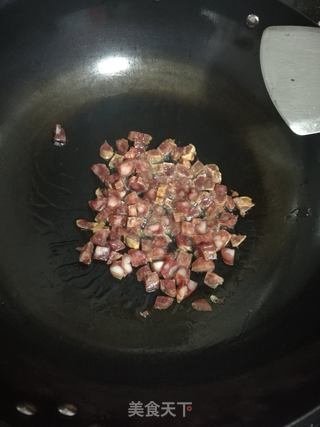 简易版八宝炒饭的做法步骤:5