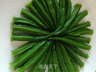 拌秋葵的做法步骤:3