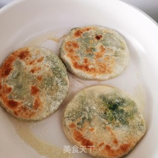 韭菜鸡蛋馅饼的做法步骤:8