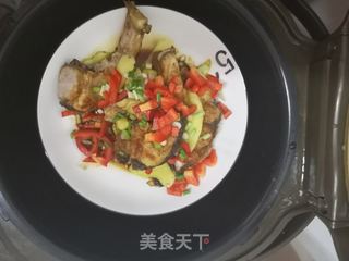 一个人的精致简餐:蒸草鱼+青瓜西红柿蛋汤的做法步骤:5