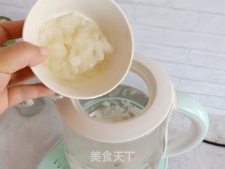 桃胶皂角米雪燕羹的做法步骤：4