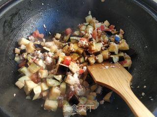 茄子肉末番茄打卤面的做法步骤:7
