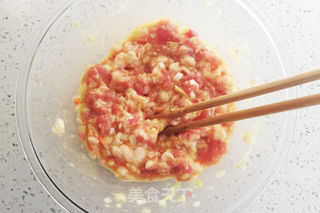 四喜丸子——年夜饭红烧狮子头的做法步骤:4