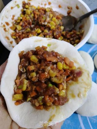 胡萝卜玉米猪肉馅饼的做法步骤:11