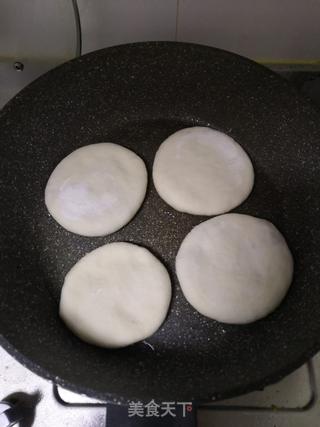 胡萝卜玉米猪肉馅饼的做法步骤:14