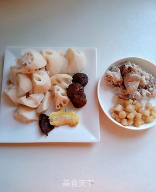 莲藕龙骨汤的做法步骤:4