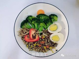 创意蔬菜沙拉的做法步骤:2