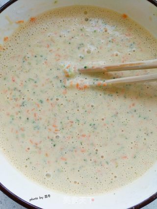 西兰花胡萝卜鸡蛋早餐饼的做法步骤:11