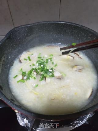 冬菇虾仁粥的做法步骤:6
