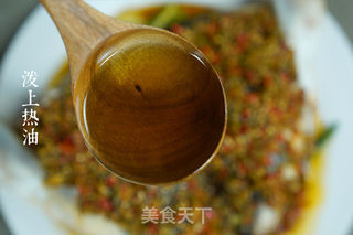 剁椒鱼头的做法步骤:7