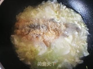蕃茄白菜鲫鱼汤的做法步骤:12