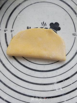 南瓜荷叶饼的做法步骤:14
