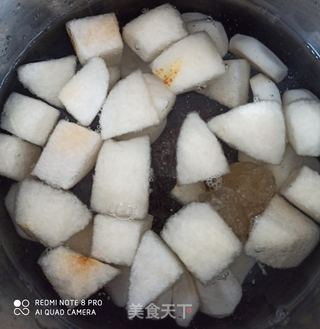 冰糖雪梨糖水的做法步骤:3