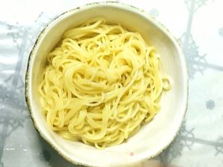 美味吮指牛腩面的做法步骤:3
