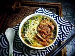 美味吮指牛腩面的做法步骤:9
