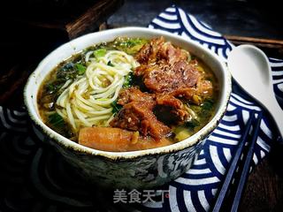 美味吮指牛腩面的做法步骤:10
