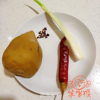 炝拌芥菜丝的做法步骤：1