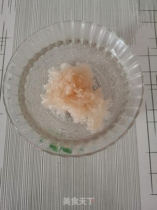 冰糖雪梨的做法步骤:2