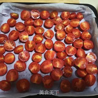 油渍小番茄的做法步骤:2