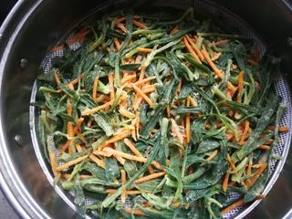 蒸红薯面条菜的做法步骤:9
