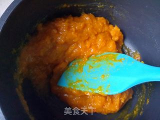 南瓜夹心饼干的做法步骤：1