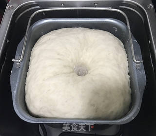 香葱火腿肠花卷的做法步骤:5