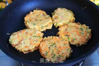 白米饭蔬菜饼的做法步骤:8