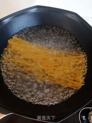 黑椒牛柳意粉的做法步骤:3